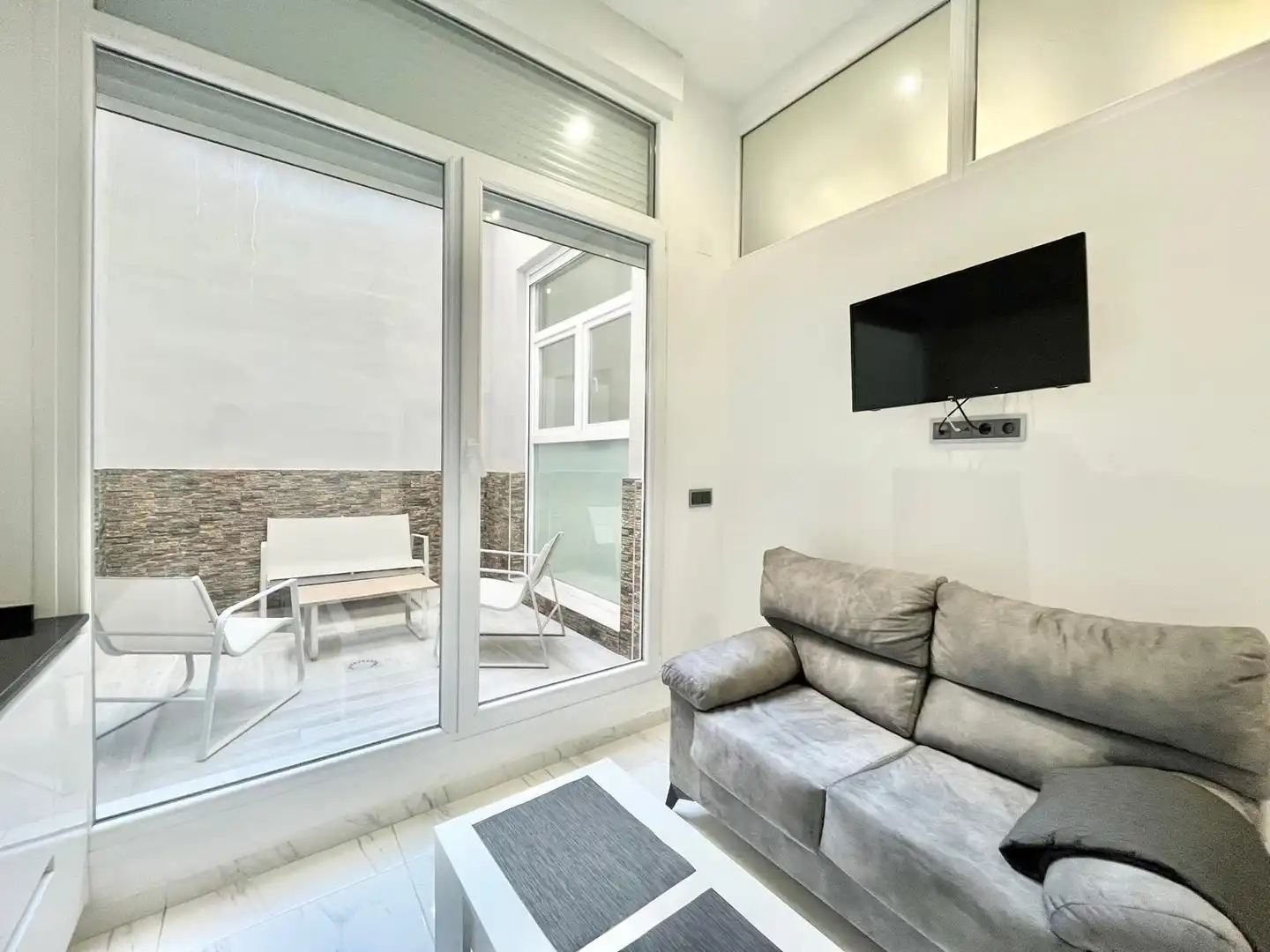 Terraza de Apartamento de alquiler en Torrevieja con Aire acondicionado, Calefacción y Terraza