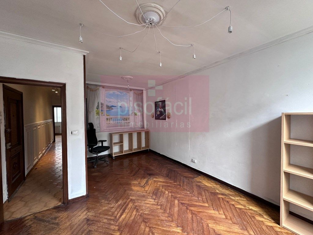 Flat for sale in Recatelo - O Carme, Lugo Capital