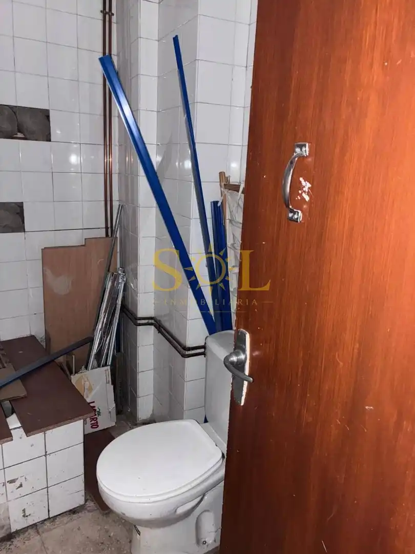 Baño de Local de alquiler en Casco Antiguo