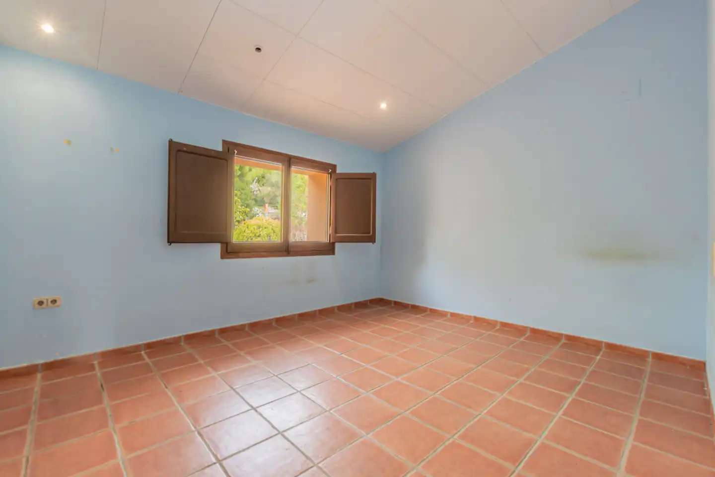 Dormitori de Casa adosada en venda en Vacarisses amb Piscina, Balcó i Alarma