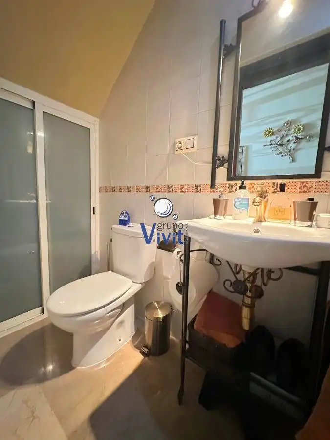 Bany de Casa o xalet en venda en Alcalá de Guadaira amb Aire condicionat, Traster i Balcó