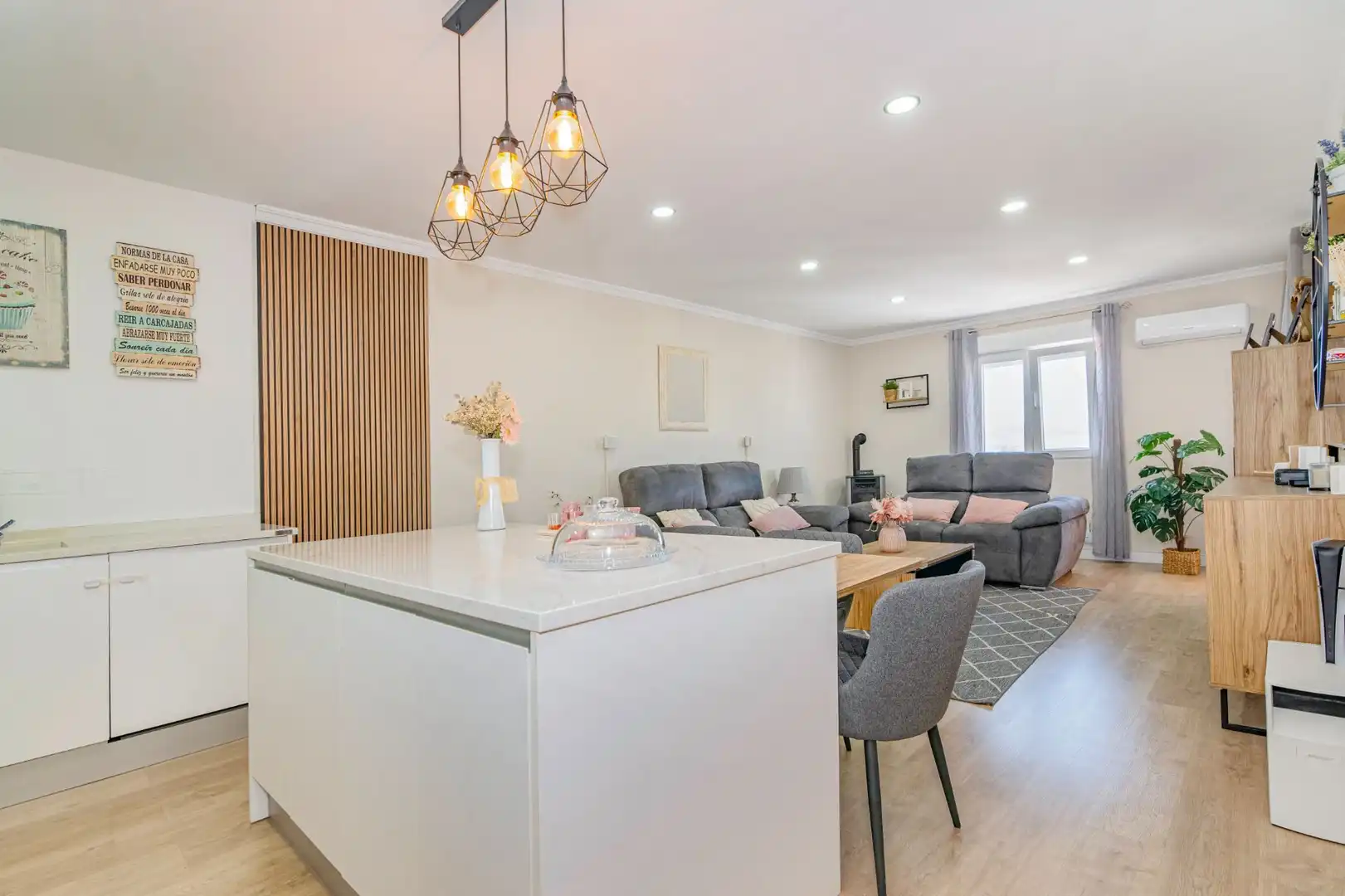 Wohnzimmer von Wohnung zum Verkauf in Dúrcal, Granada