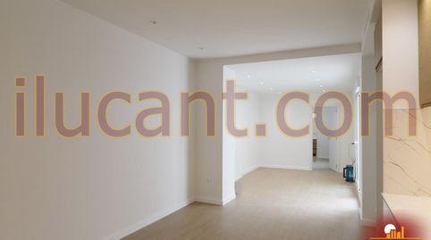 Foto 4 de Piso en venta en Campoamor, Alicante / Alacant