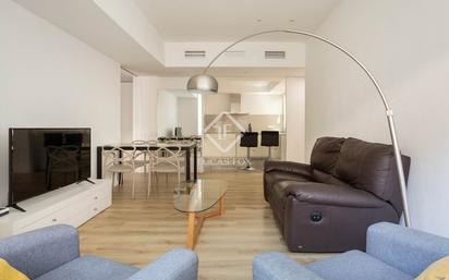 Living room of Flat for sale in  Barcelona Capital  with Air Conditioner, Heating and Balcony
