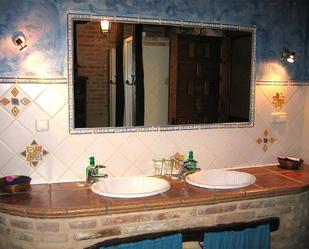 Bathroom of House or chalet for sale in Aguilar de Campoo