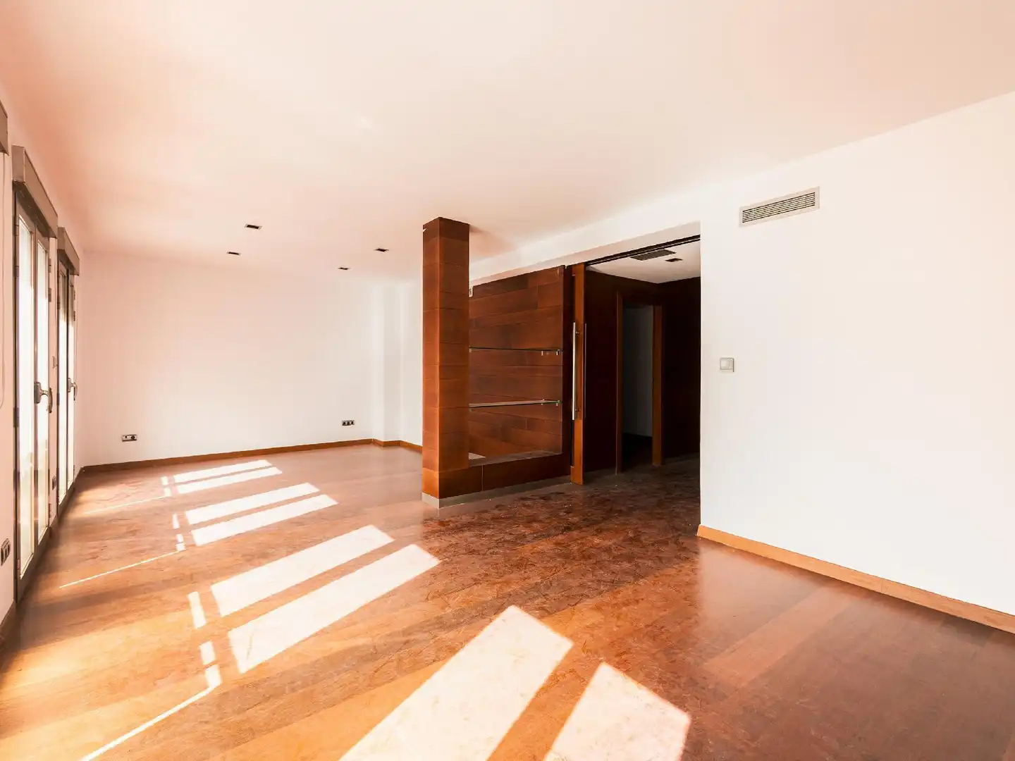 Dúplex en venta en Villanueva de la Serena con Aire acondicionado, Parquet y Terraza