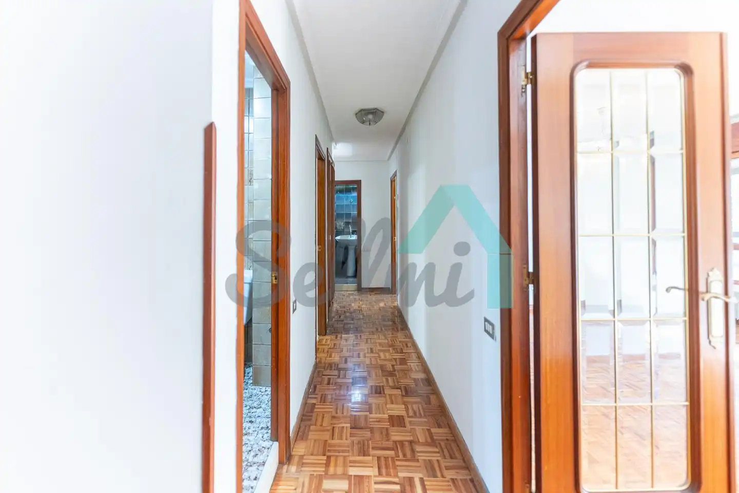 Pis en venda en Oviedo  amb Calefacció, Parquet i Terrassa