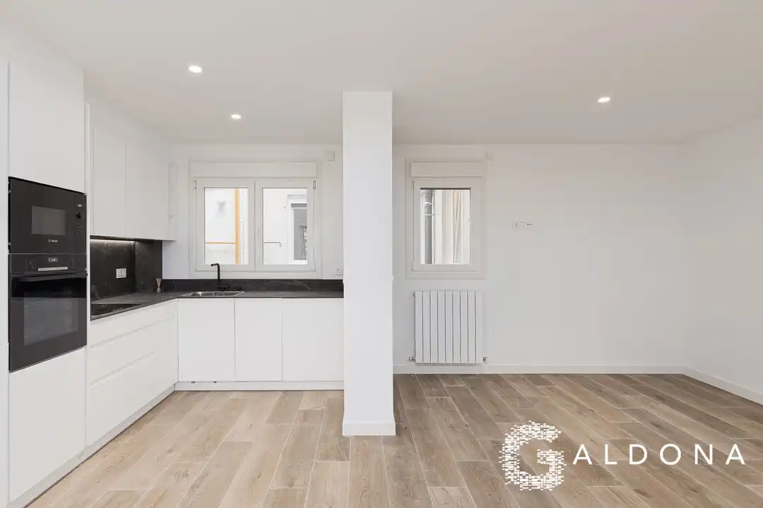 Kitchen of Flat for sale in Donostia - San Sebastián   with Heating