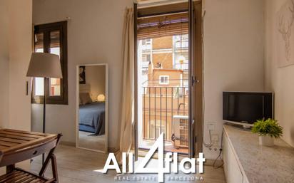 Bedroom of Flat to rent in  Barcelona Capital  with Parquet flooring, Furnished and Balcony