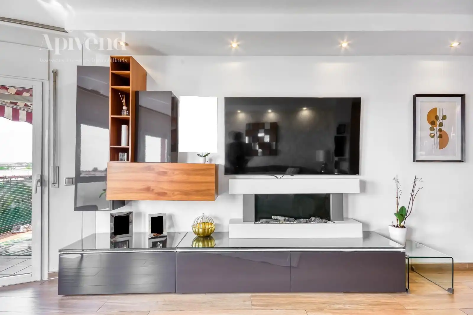 Living room of Flat for sale in Figueres  with Air Conditioner and Terrace