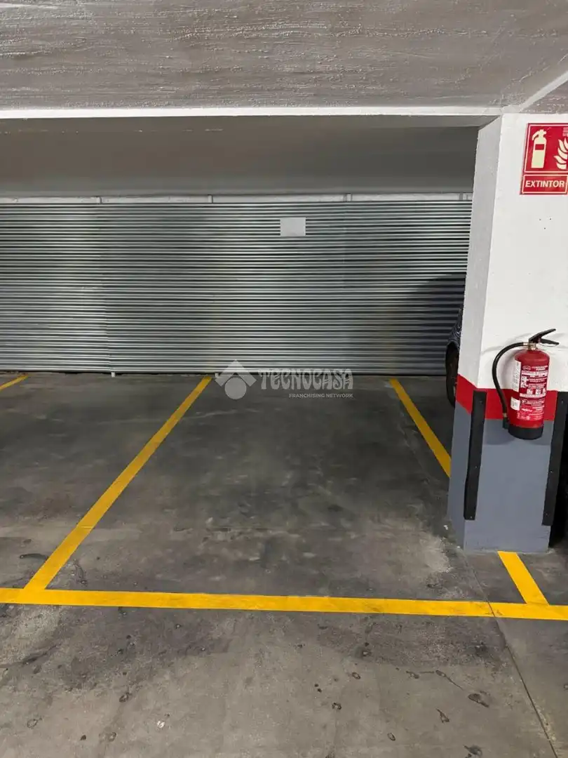 Einzelparkplatz zur Miete in C. de Londres, imagen 3