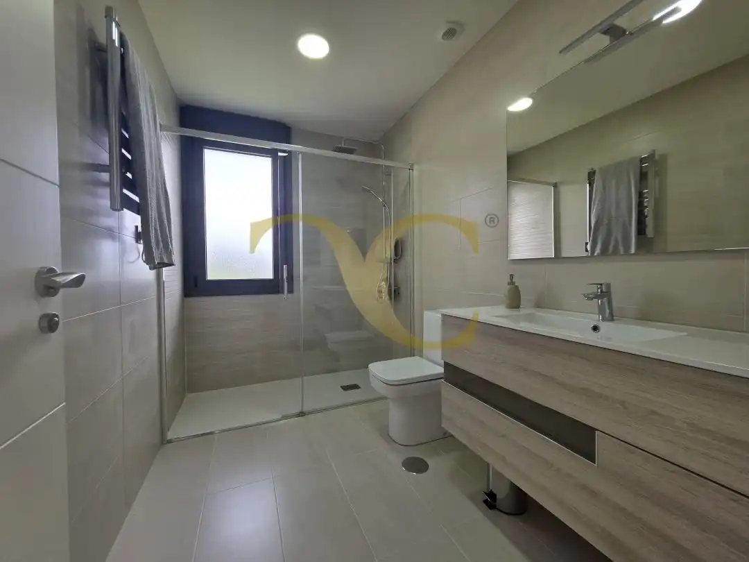 Baño de Casa o chalet en venta en Llanes con Calefacción, Jardín privado y Terraza