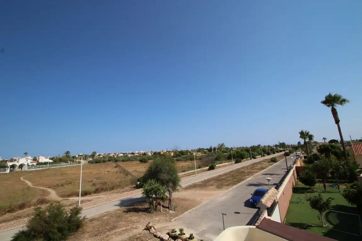 Chalet con piscina en venta en Avenida de las urracas, imagen 19