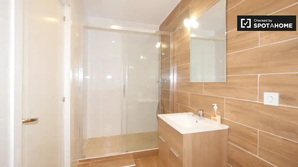 Habitació a El Raval