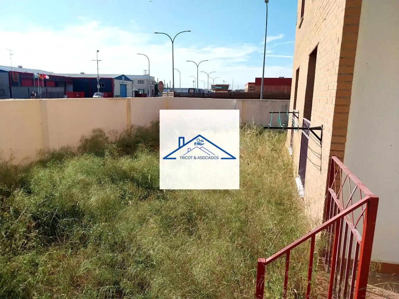 Erdgeschoss zum Verkauf in Ocaña mit Heizung, Privatgarten und Abstellraum