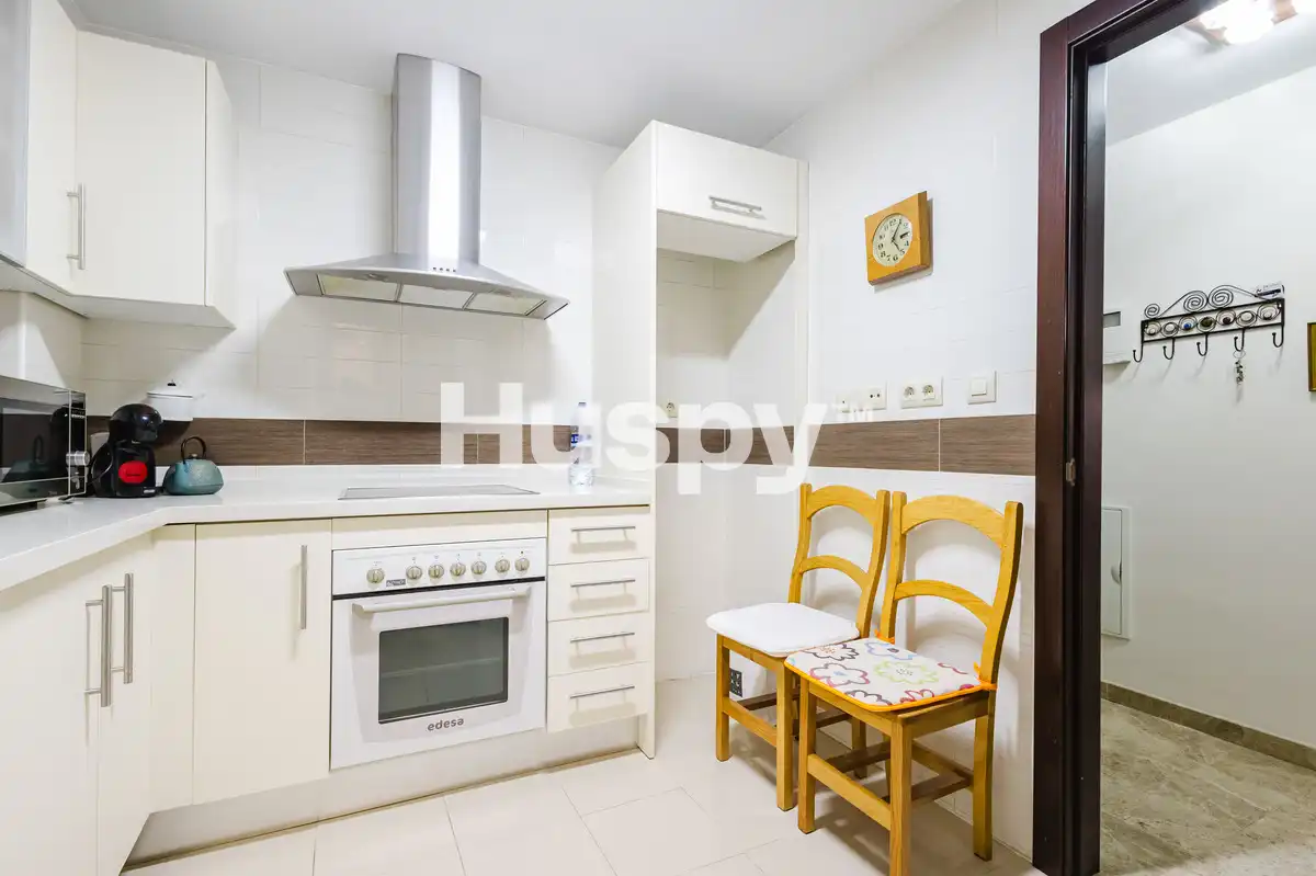 Piso con balcón en venta en Avenida Salvador Dalí, imagen 10
