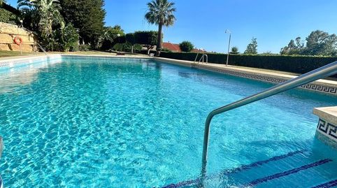 Piso en venta en Los Pacos, Fuengirola  2 dormitorios, terraza, piscina y vistas al mar, imatge 5