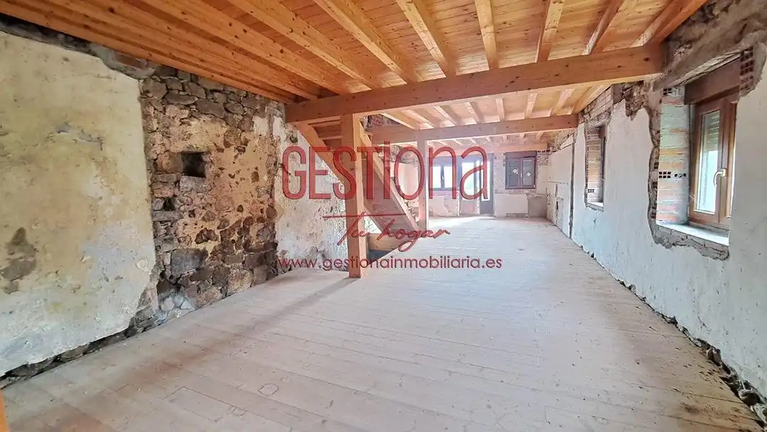 Detached homes for sale in Limpias  with Private garden and Balcony