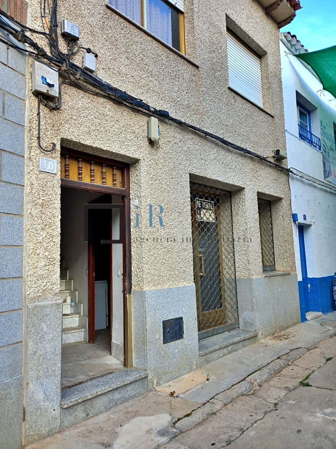 Vista exterior de Casa adosada en venda en Los Navalmorales