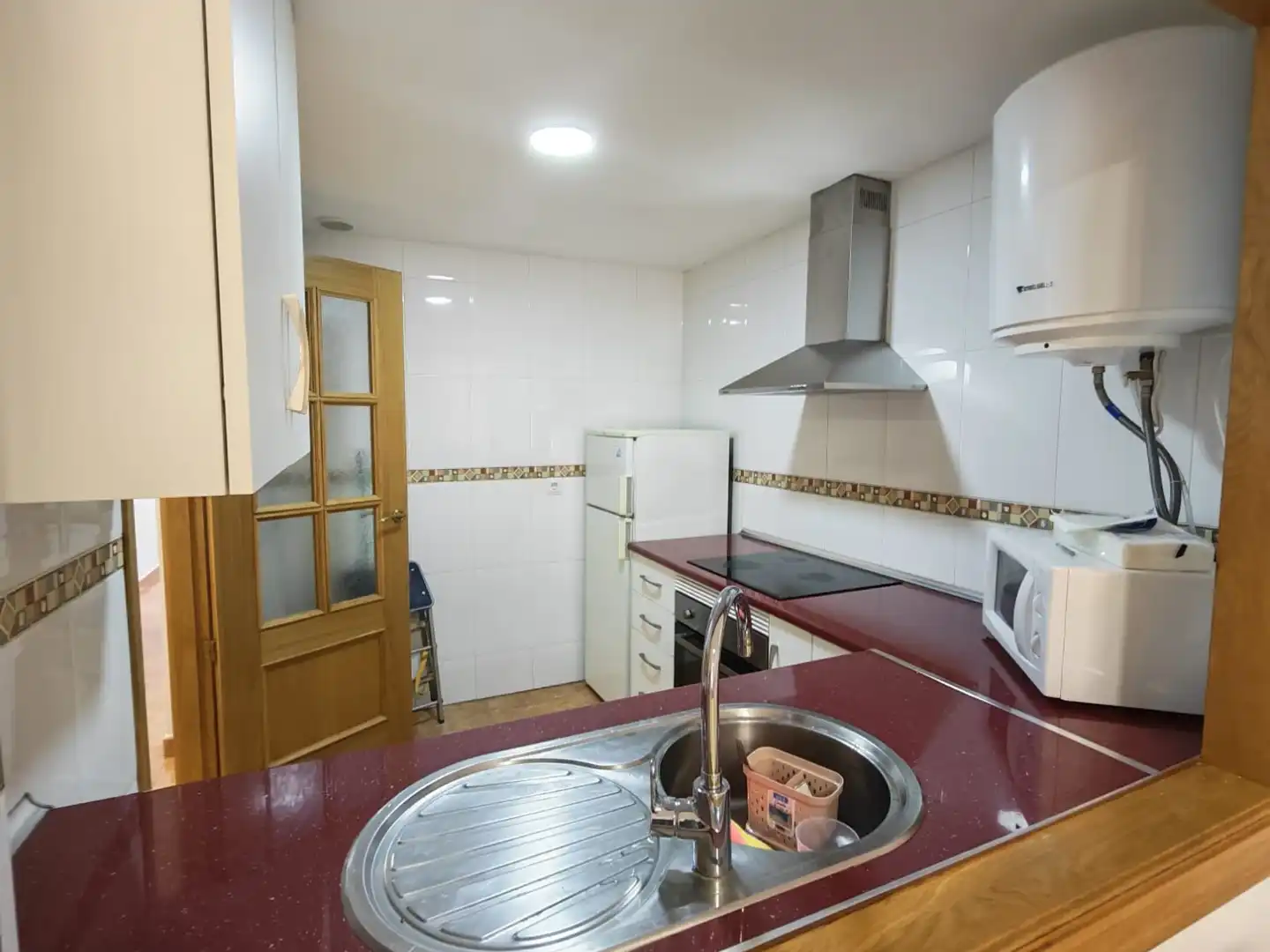 Cocina de Piso de alquiler en Murcia con Aire acondicionado, Calefacción y Lavadora