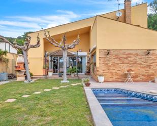 Jardí de Casa o xalet en venda en Medinyà amb Aire condicionat i Piscina