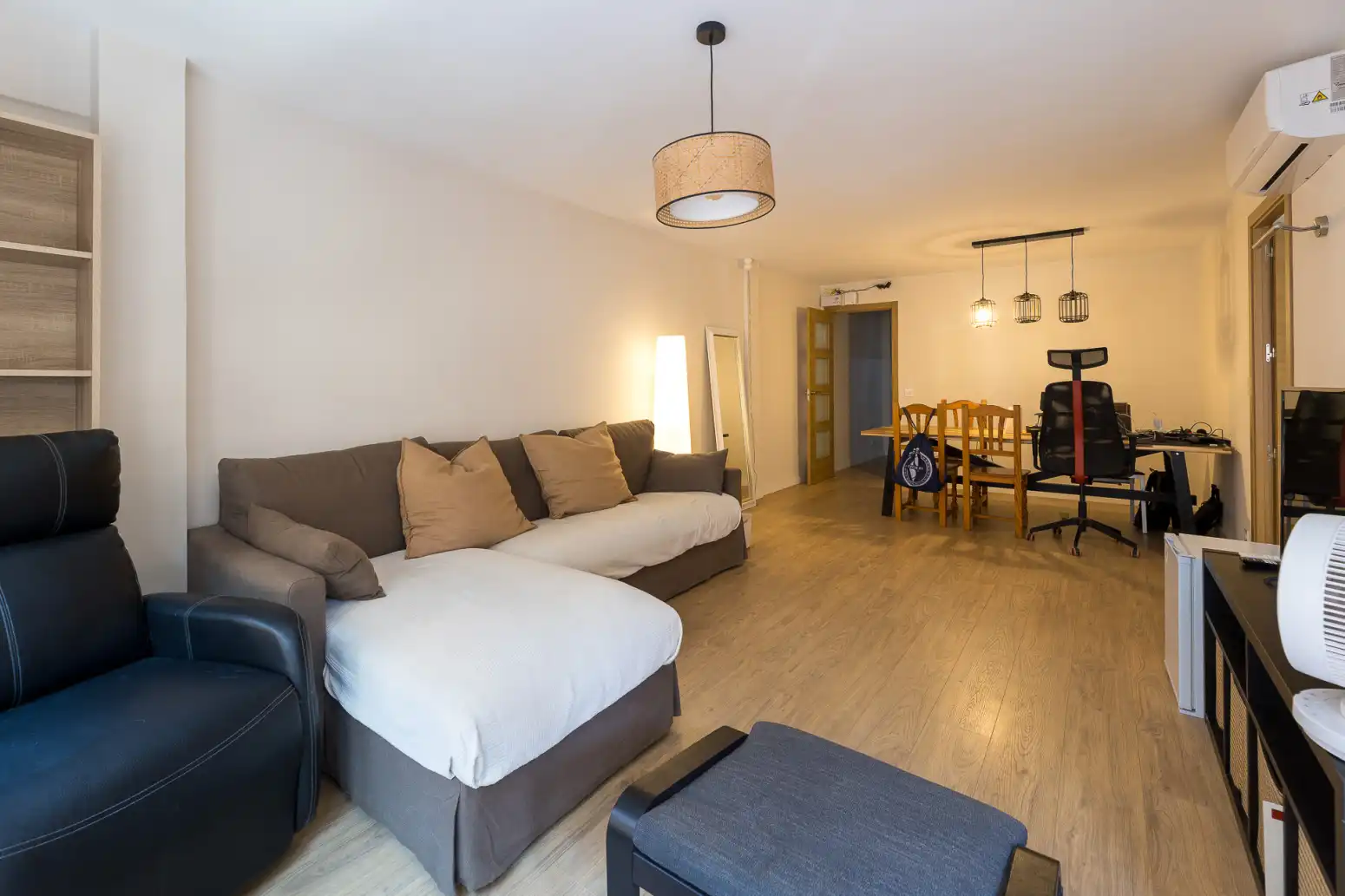 Sala d'estar de Pis en venda en  Palma de Mallorca amb Calefacció
