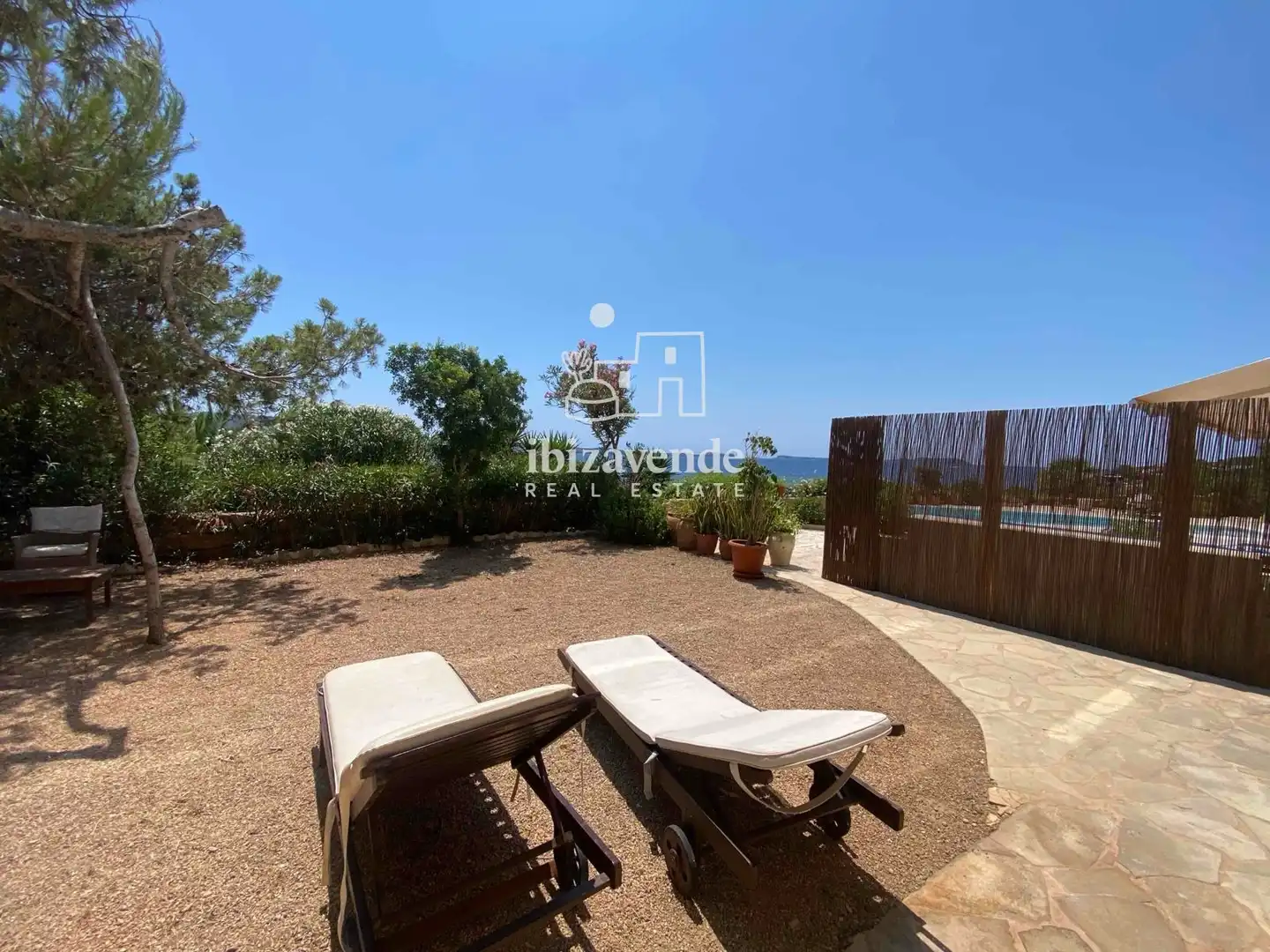 Jardín de Dúplex de alquiler en Sant Antoni de Portmany con Aire acondicionado, Jardín privado y Terraza