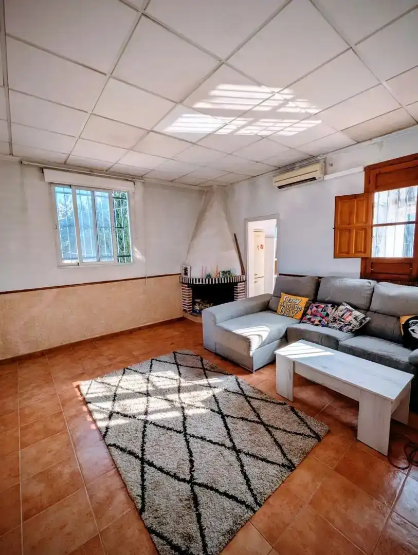 Sala d'estar de Casa adosada en venda en Beniel amb Aire condicionat