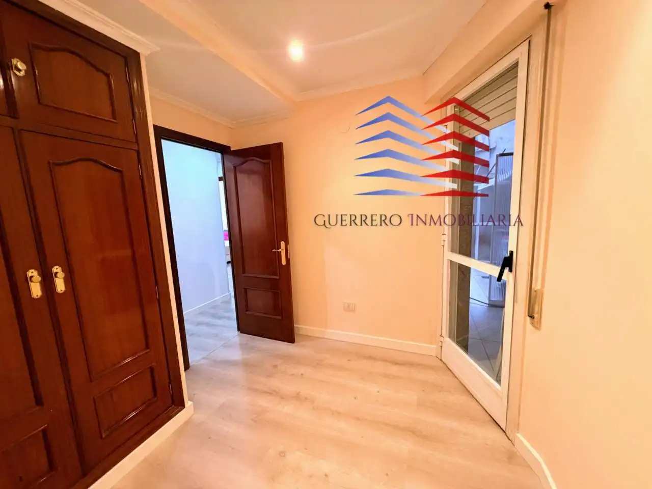 Flat for rent in Ourense Capital   with Heating, Terrace and Furnished