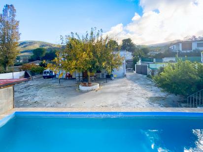 Swimming pool of House or chalet for sale in  Jaén Capital  with Terrace, Storage room and Swimming Pool