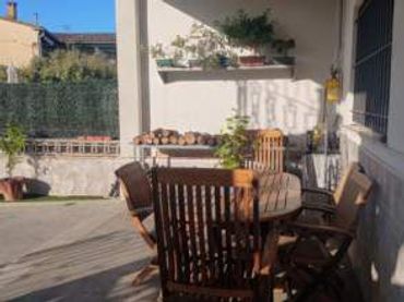 House with garden for sale in Santa Coloma