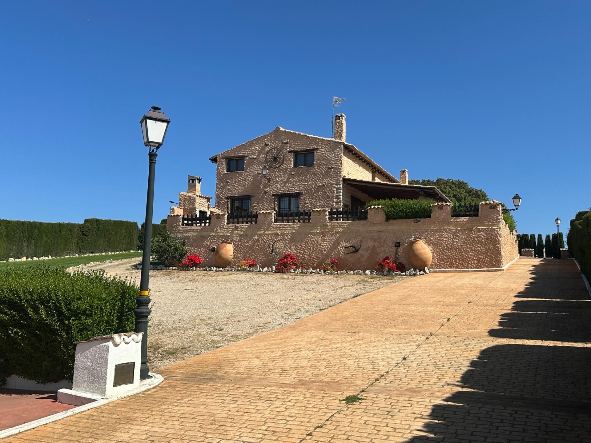 Garden of House or chalet for sale in Villar de Olalla  with Air Conditioner, Heating and Private garden