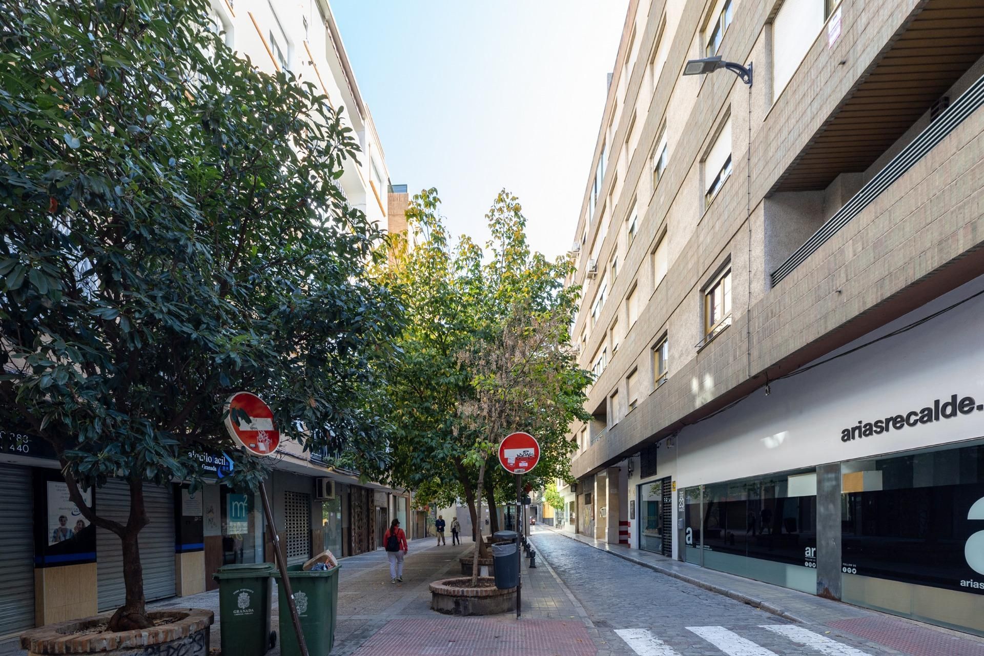 Exterior view of Flat for sale in  Granada Capital  with Air Conditioner, Heating and Terrace
