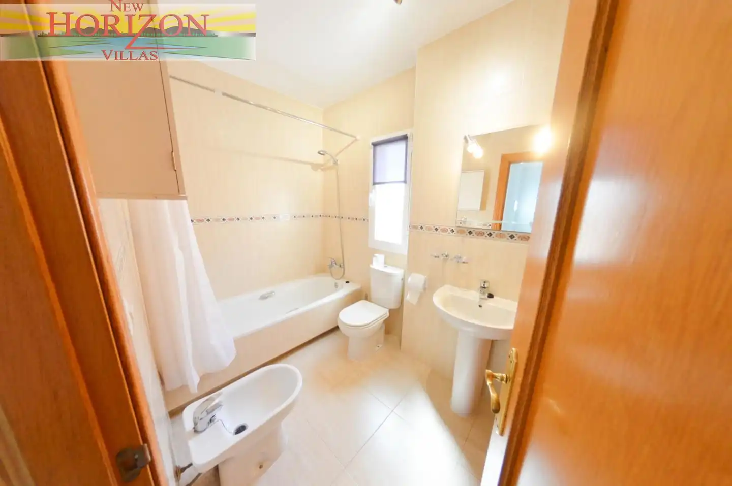 Baño de Dúplex en venta en Zurgena con Aire acondicionado, Terraza y Piscina comunitaria