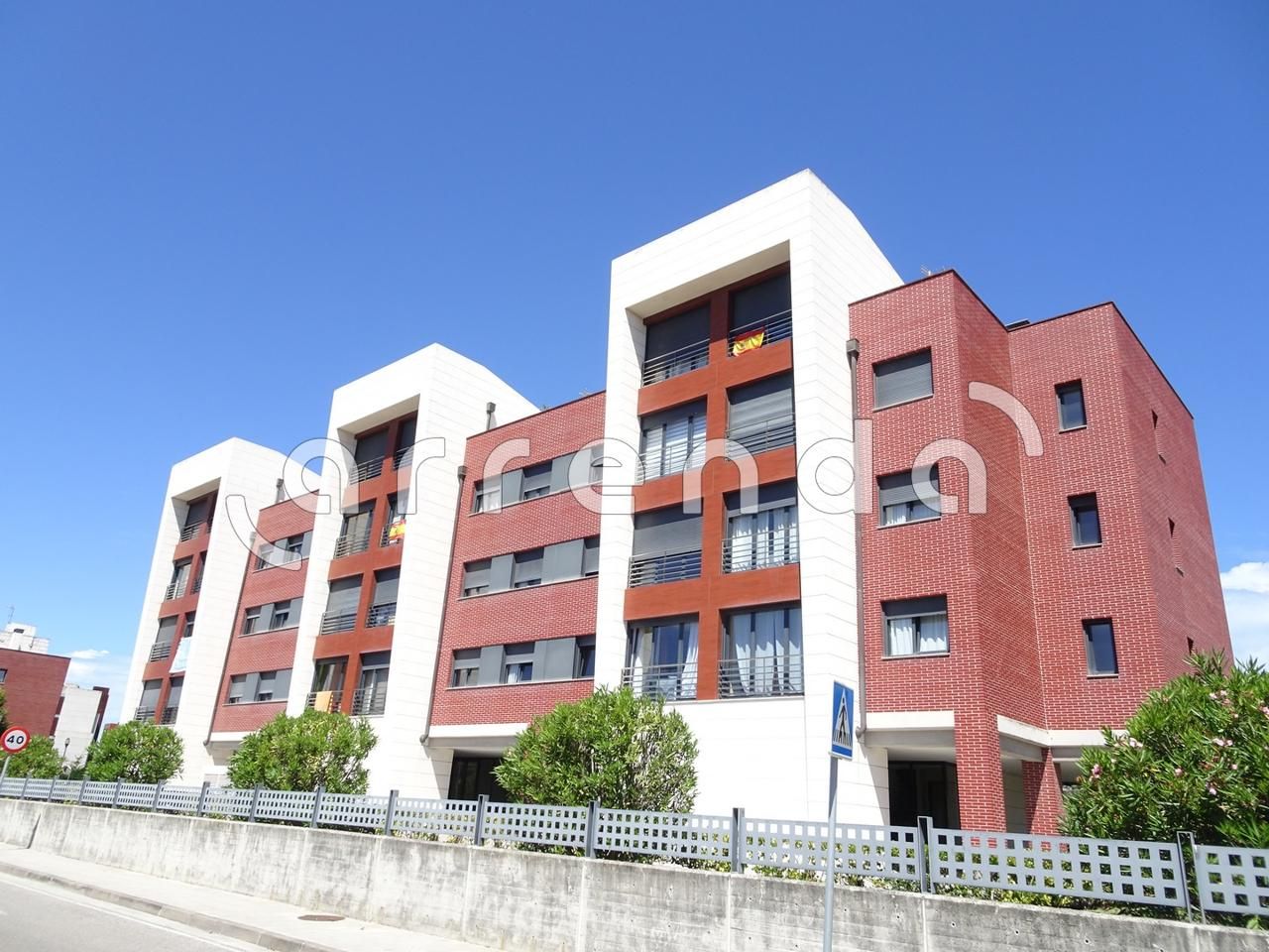 Vista exterior de Pis de lloguer en Santander amb Calefacció, Traster i Moblat