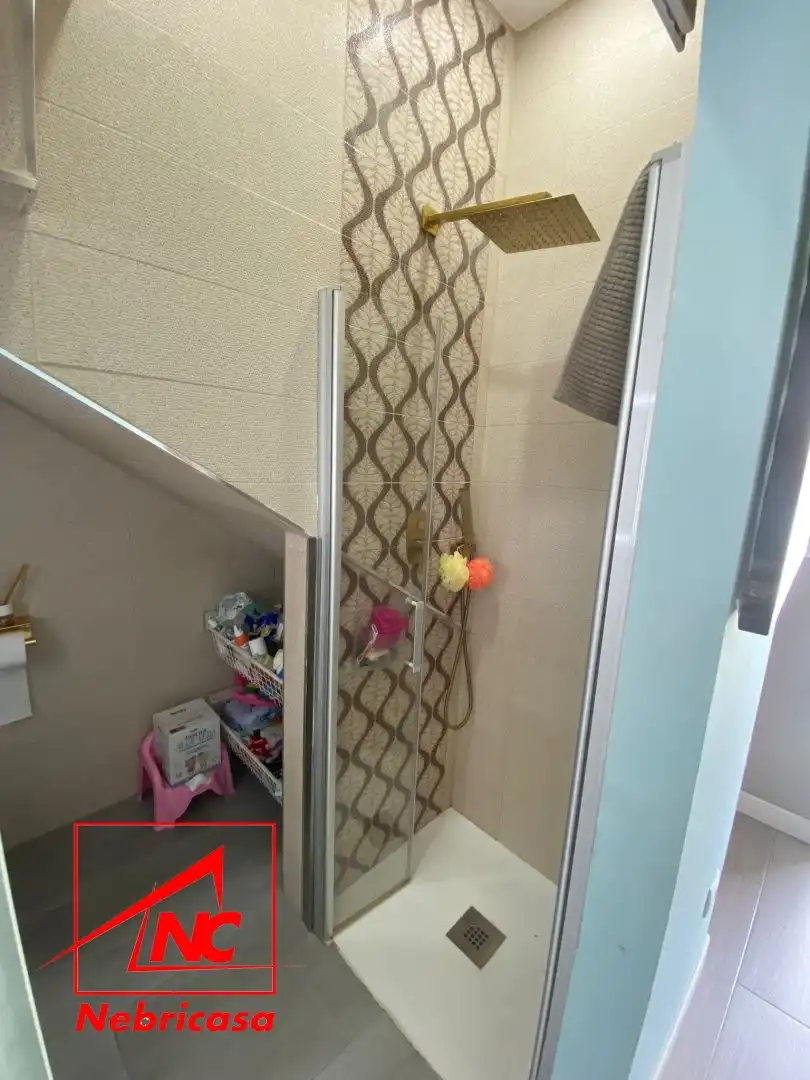 Baño de Casa o chalet en venta en Las Cabezas de San Juan con Terraza, Trastero y Balcón