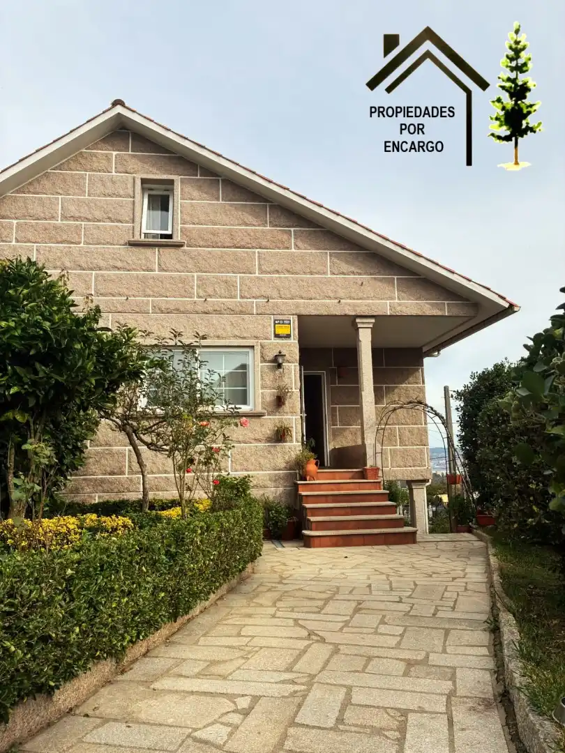 Detached house with garden for sale in Darbo