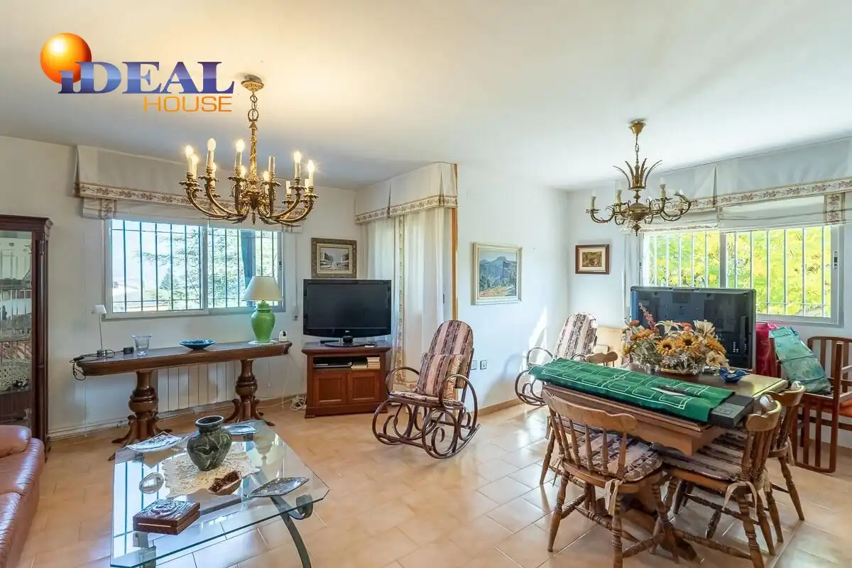 Detached house with pool for sale in Gójar, imagen 7