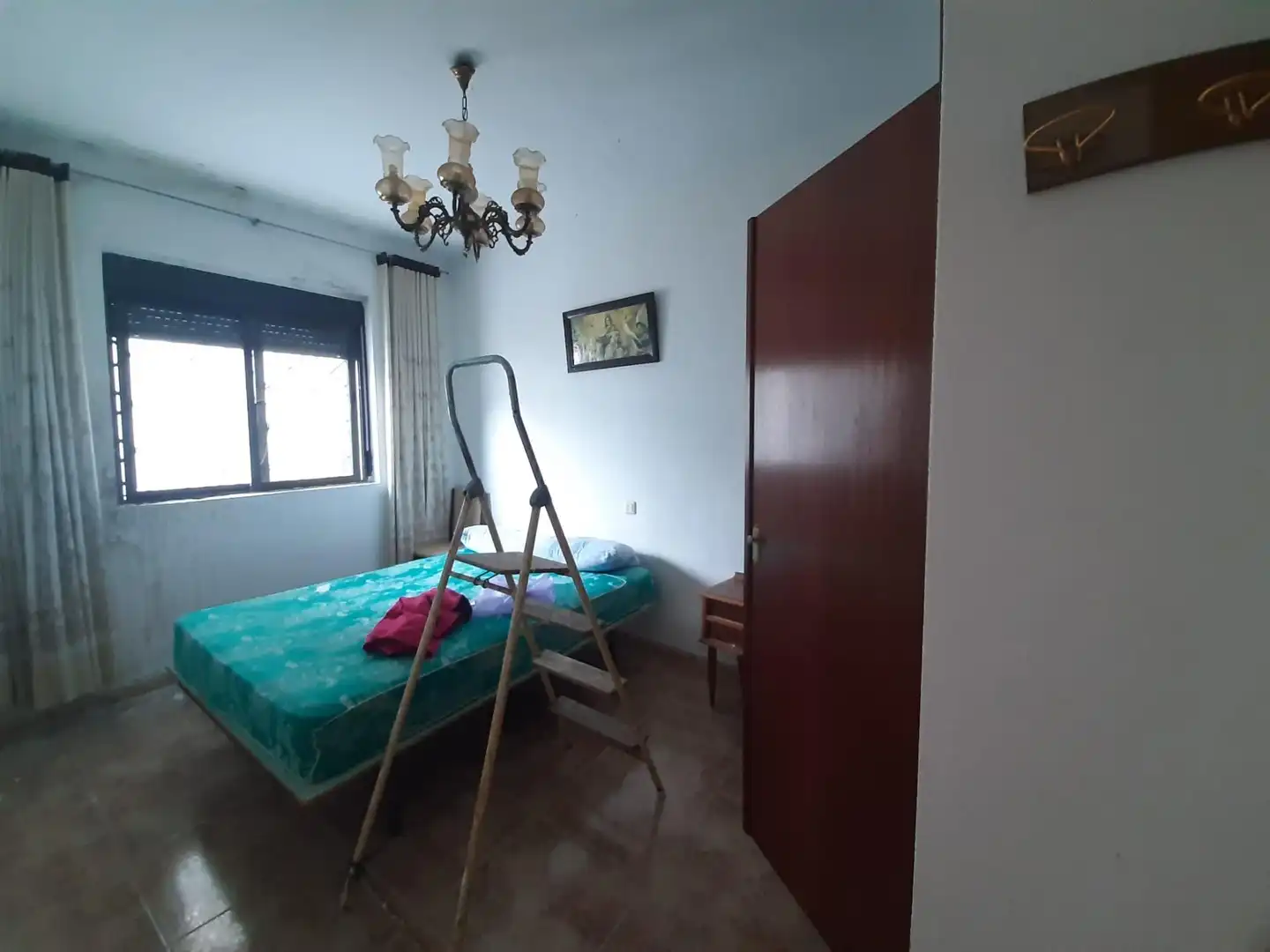 Dormitori de Casa adosada en venda en Casar de Cáceres amb Terrassa i Balcó
