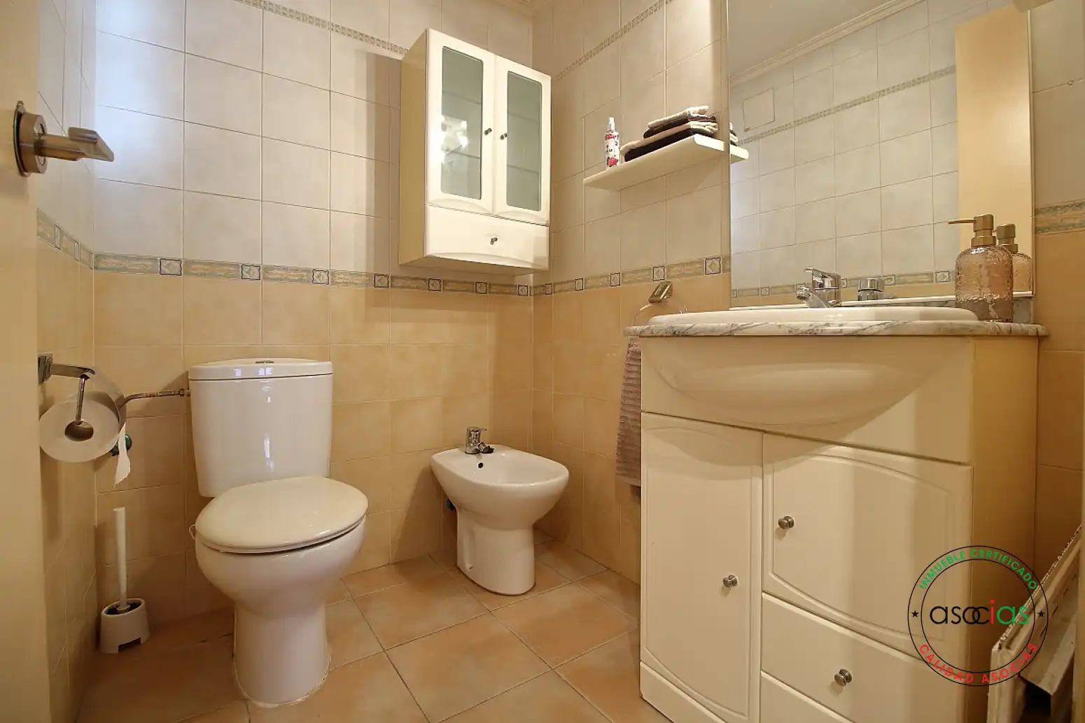 Bathroom of Flat for sale in Este