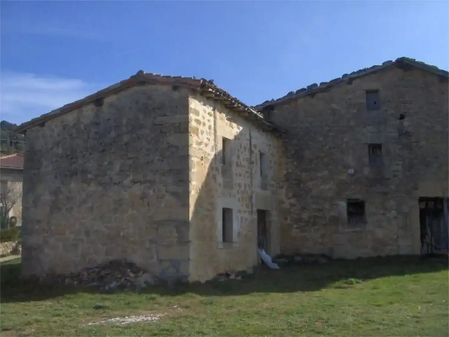 Vista exterior de Pis en venda en Oña