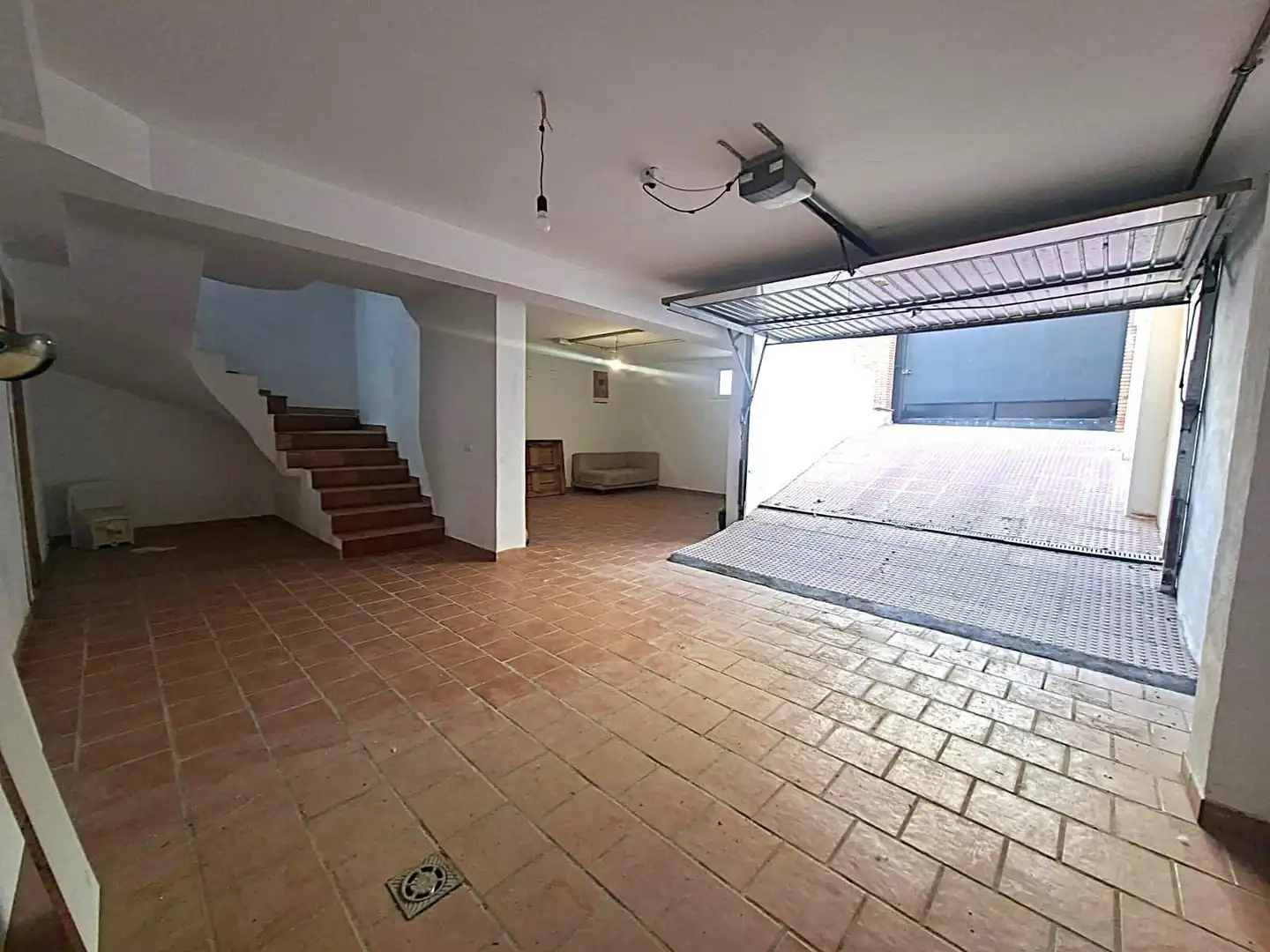 Casa adosada en venda en Las Gabias