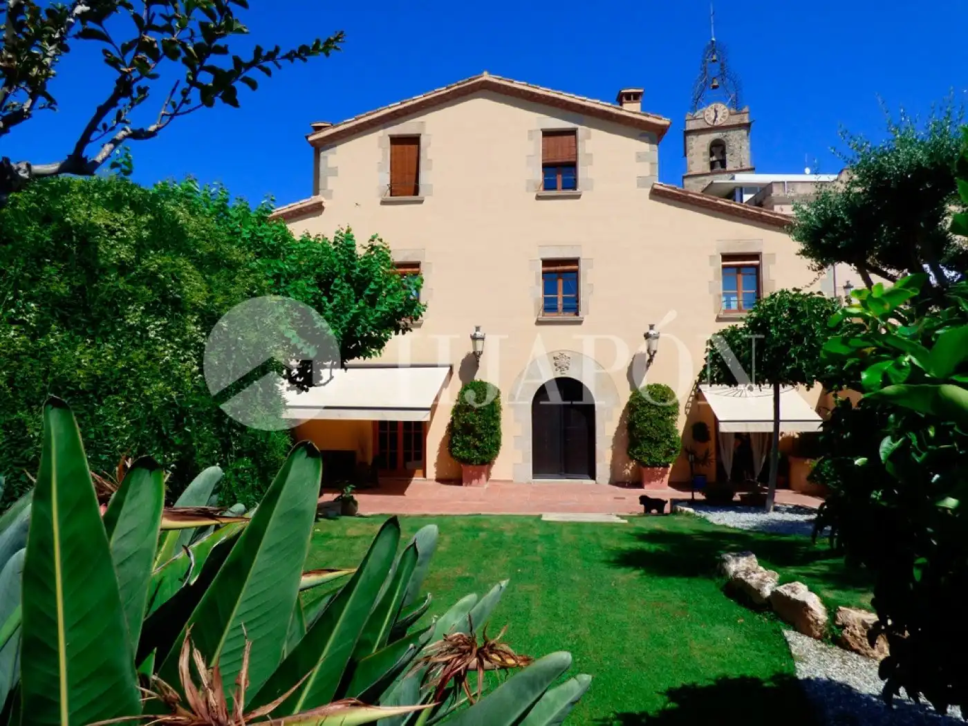 Casa con jardín en venta en Teià
