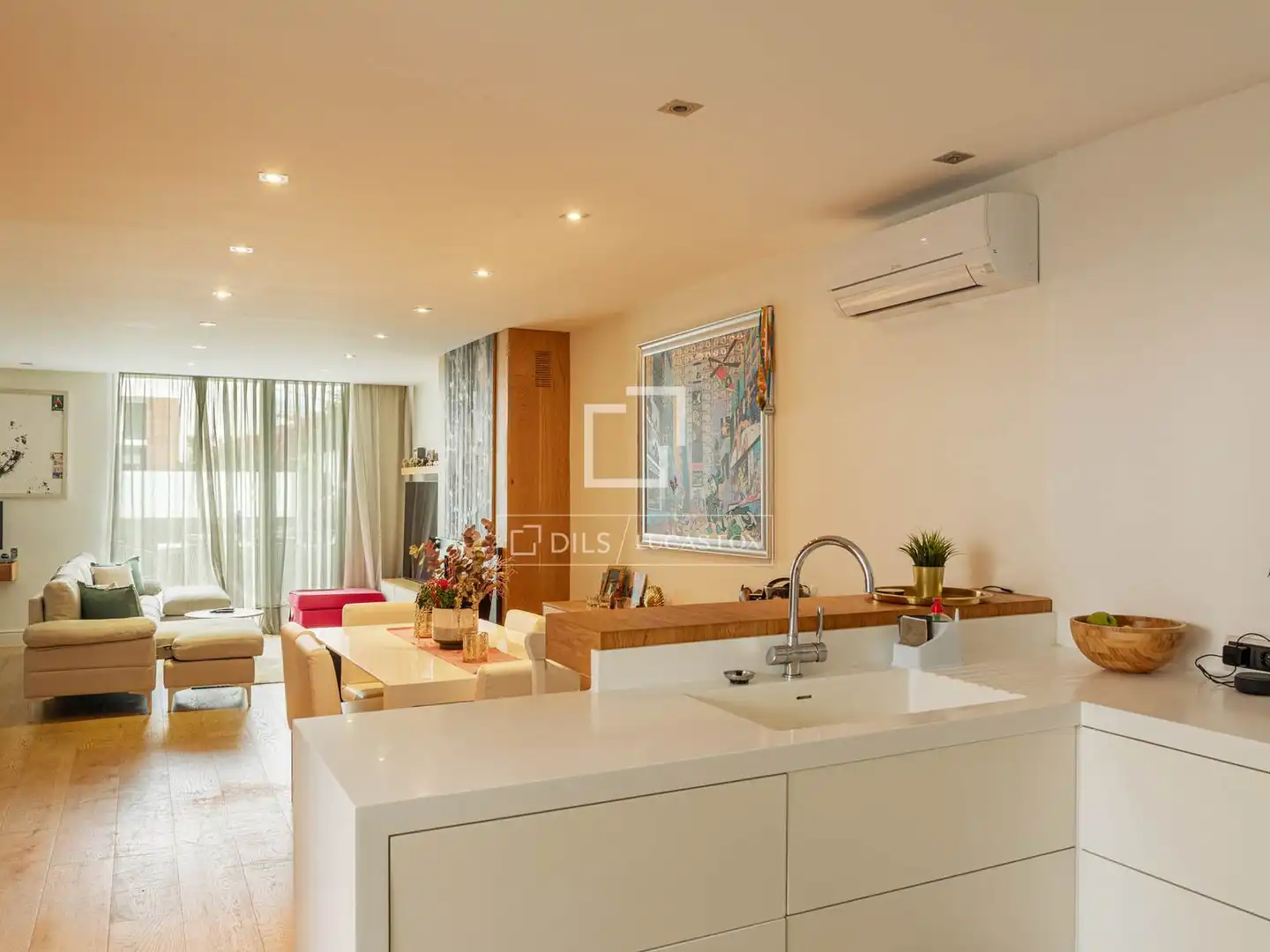 Sala d'estar de Casa o xalet en venda en  Palma de Mallorca amb Aire condicionat, Calefacció i Piscina