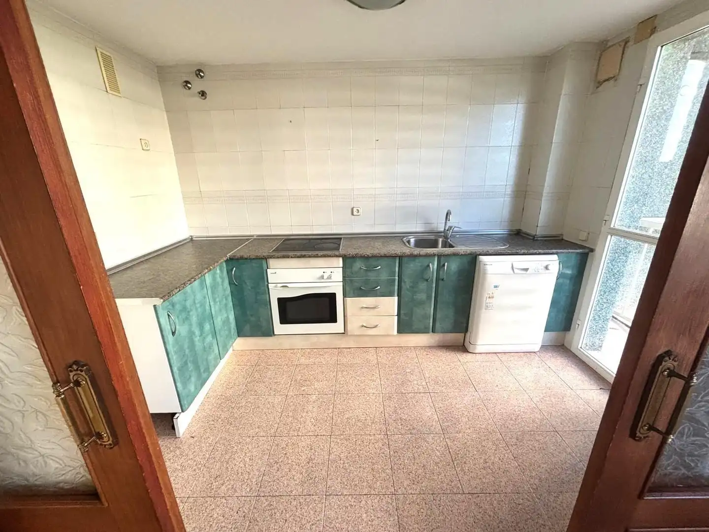 Cuina de Pis en venda en Benalmádena amb Jardí privat, Terrassa i Balcó