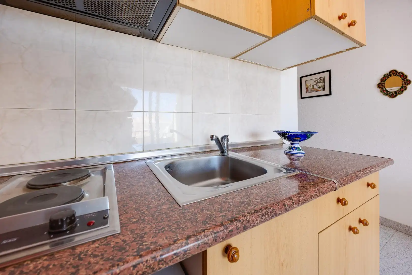 Cocina de Estudio en venta en Torrevieja con Terraza, Amueblado y Balcón