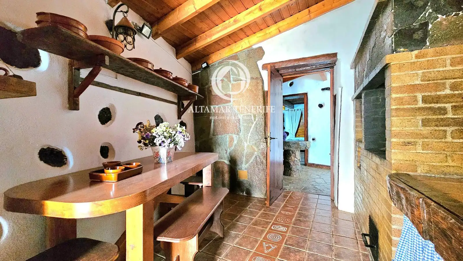 Casa adosada en venta en Santiago del Teide con Terraza, Trastero y Amueblado