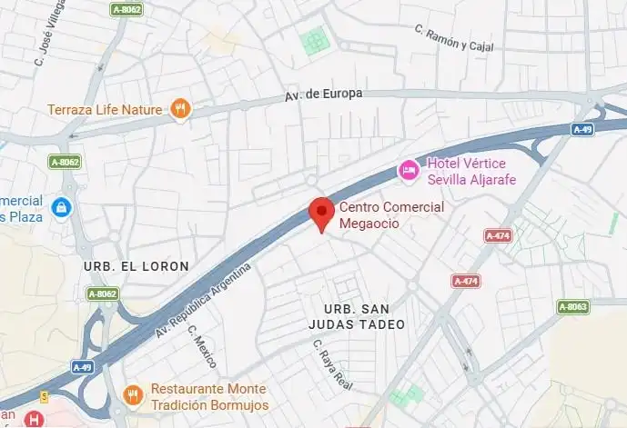 Business premises for sale in Avenida de la República Argentina, imagen 4