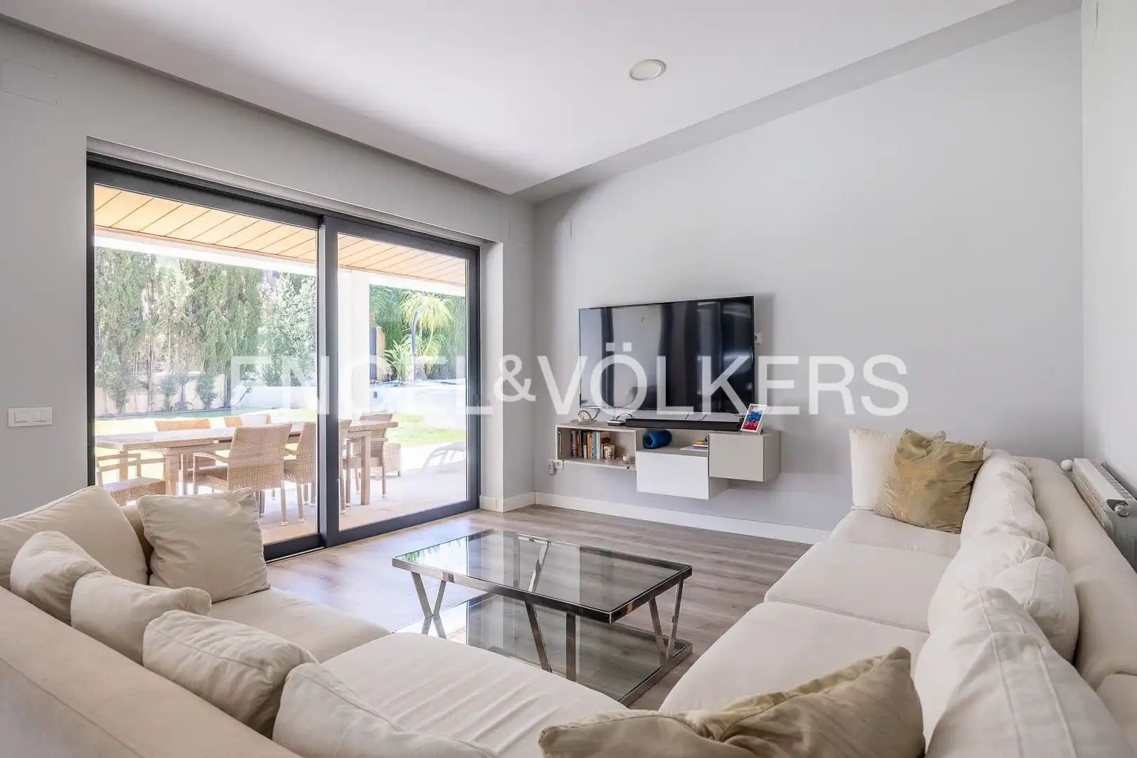 Sala de estar de Casa o chalet en venta en Dos Hermanas con Aire acondicionado, Calefacción y Jardín privado