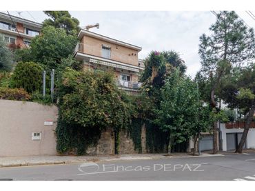 Villa mit Garten zum Verkauf in Avenida Bellamar